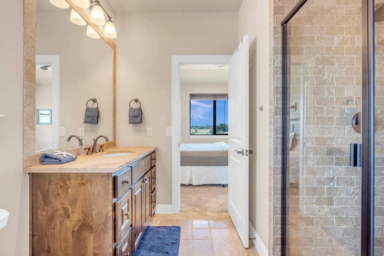 119 Christopher Concierge Services Available Kingsland Exterior photo