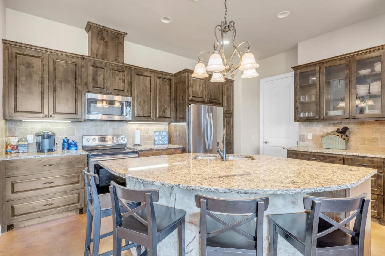 119 Christopher Concierge Services Available Kingsland Exterior photo